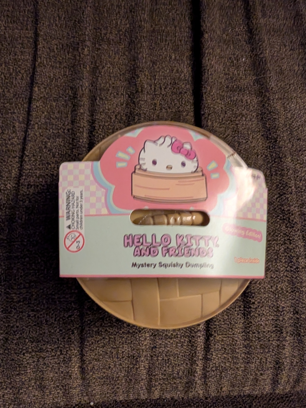 Hello Kitty Mystery Squishy Dumpling Glow Edition - Pink & Tan